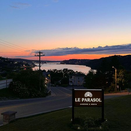 Auberge Le Parasol Chicoutimi Exteriér fotografie