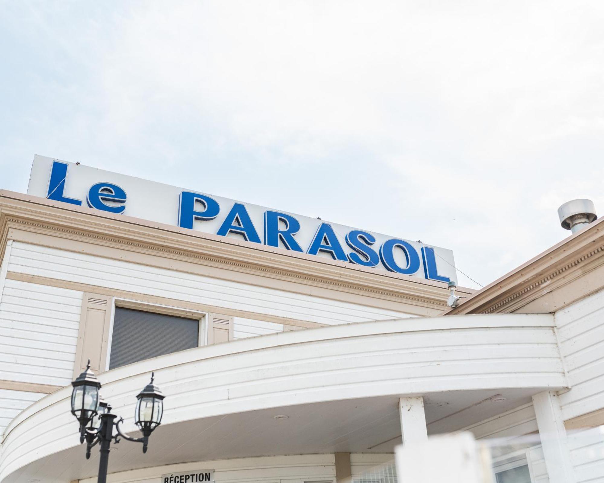 Auberge Le Parasol Chicoutimi Exteriér fotografie