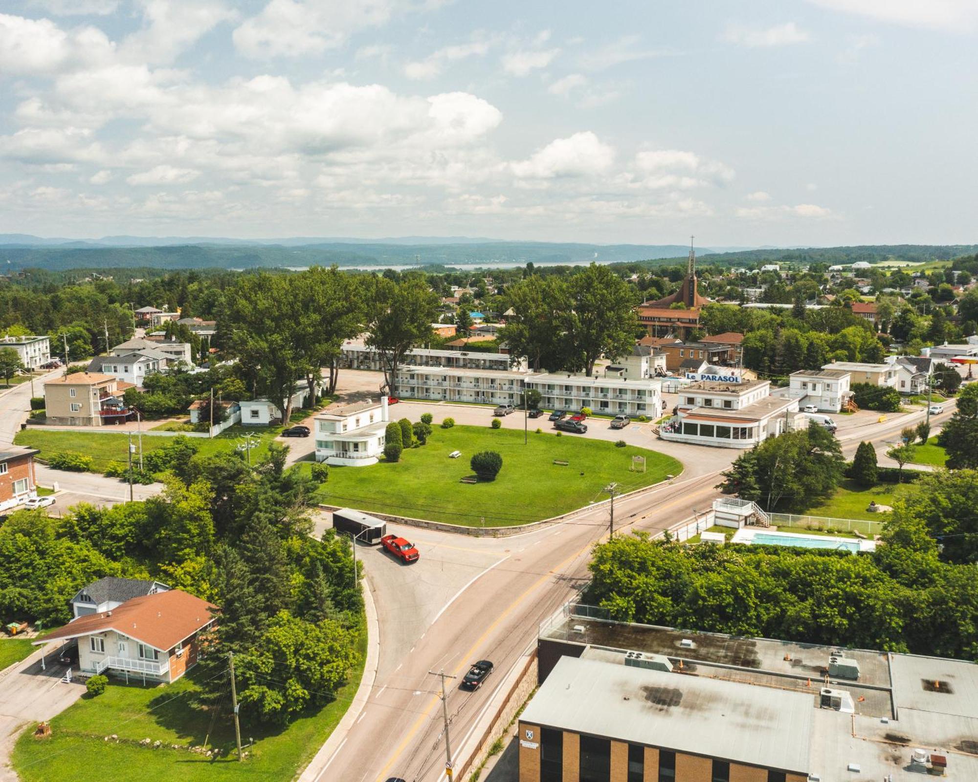 Auberge Le Parasol Chicoutimi Exteriér fotografie